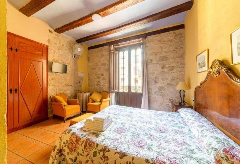 膳宿费 Fonda La Plaza