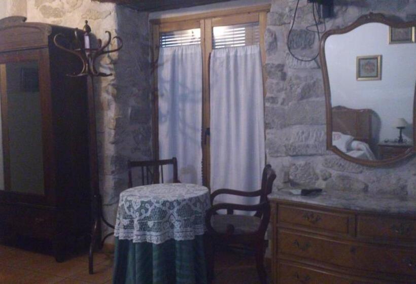 膳宿费 Fonda La Plaza