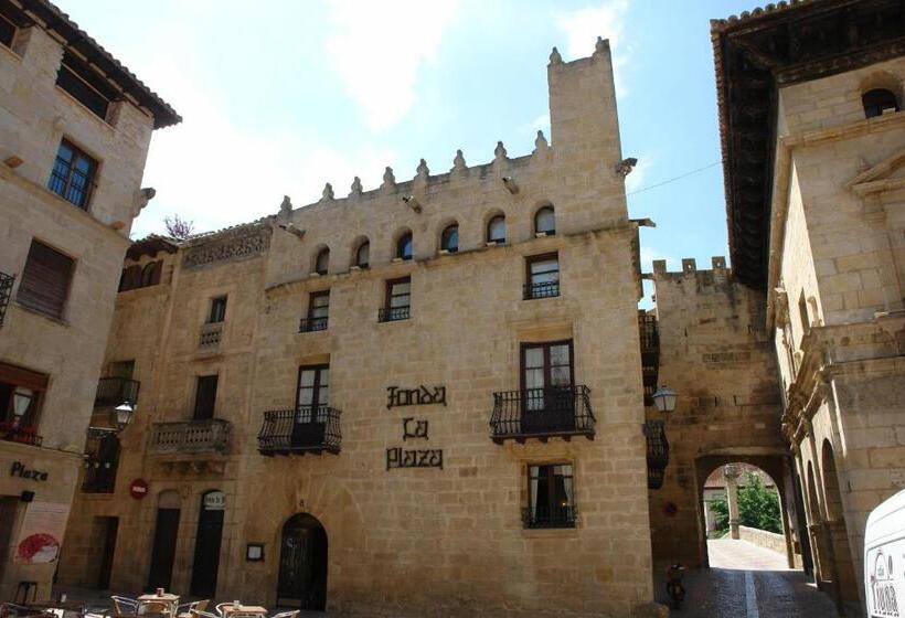 膳宿费 Fonda La Plaza