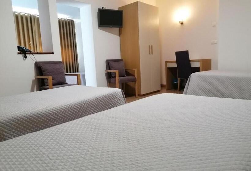 پانسیون Hospedaria Dona Maria