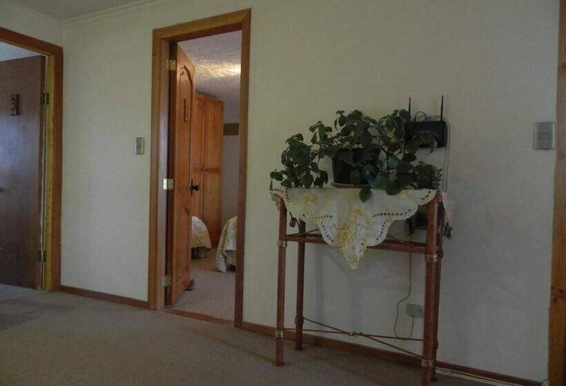 Пансион Hostal Casa Familia