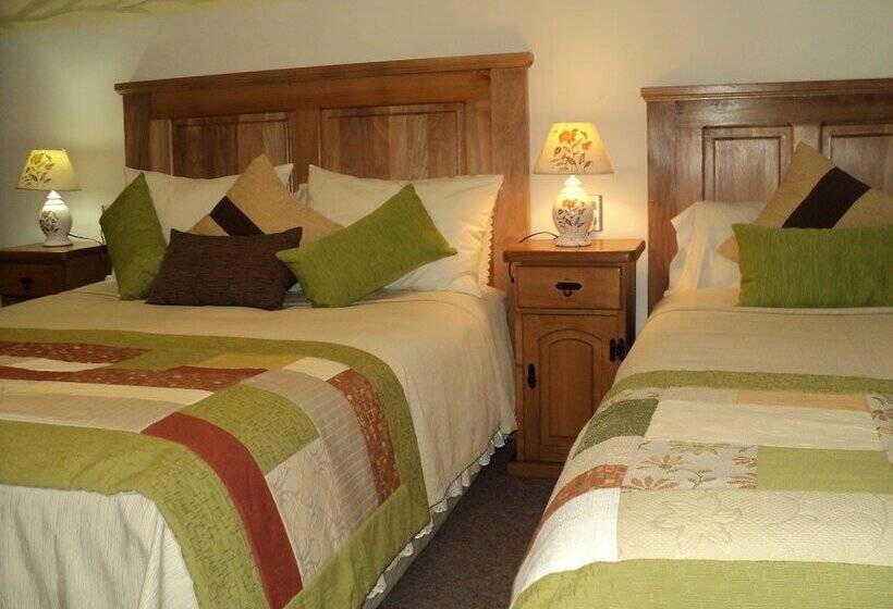 Пансион Hostal Casa Familia