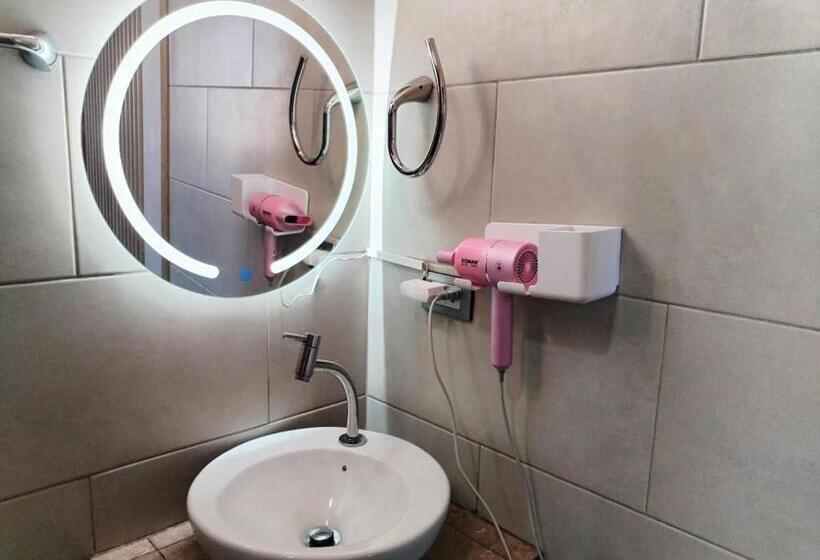 پانسیون Hostal Gosén