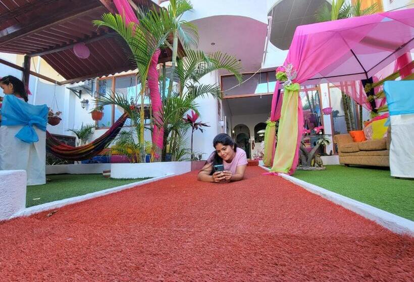 پانسیون Hostal Gosén