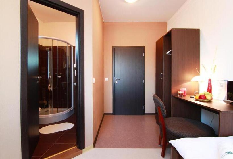 膳宿费 Jbi Wellness