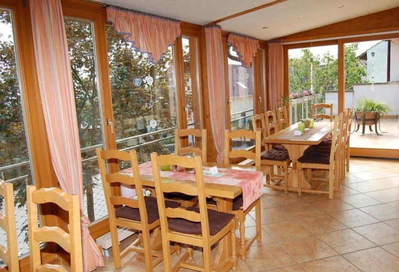 펜션 Landgasthof Jägerstübchen