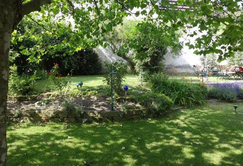 펜션 Landgasthof Jägerstübchen