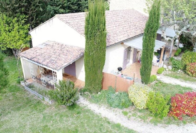 膳宿费 Mas Seraphin