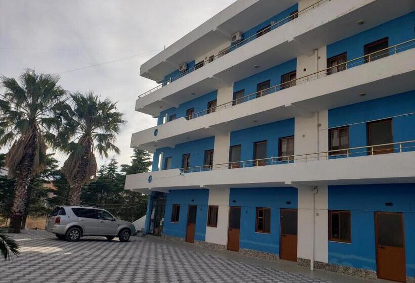 بنسيون Rozafa Velipoje