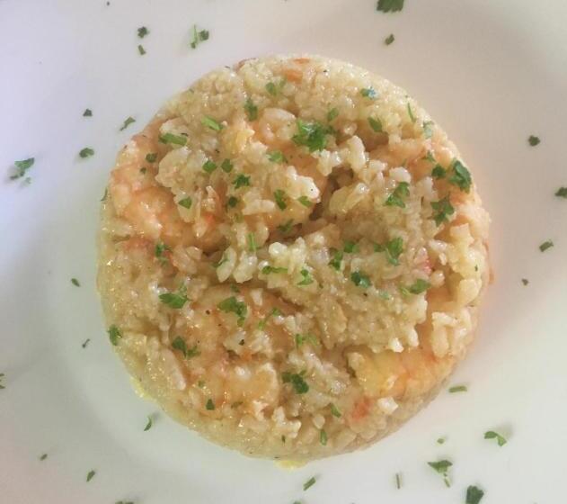 بنسيون Rozafa Velipoje