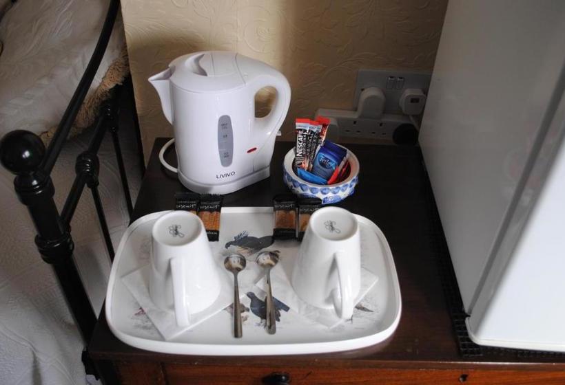 بنسيون Somerton Guest House