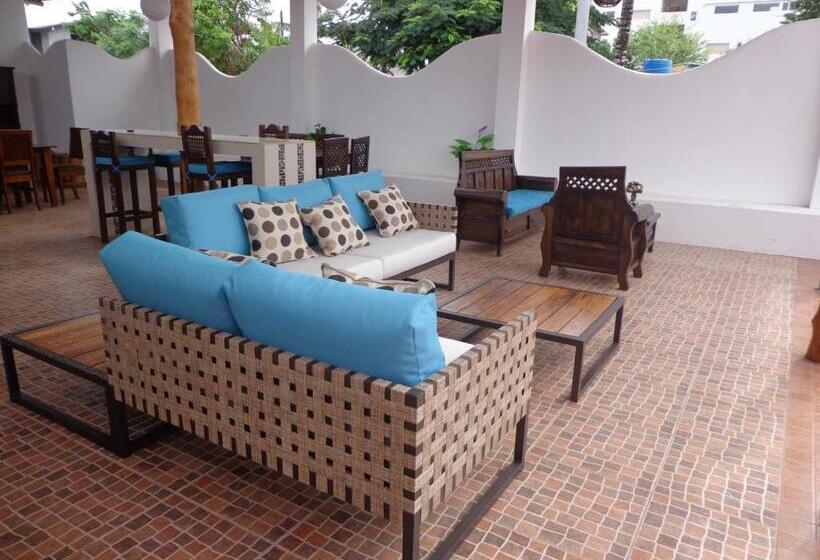 Пансион Zurisadai