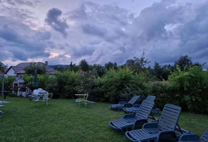 Pensiunea Poezii Alese