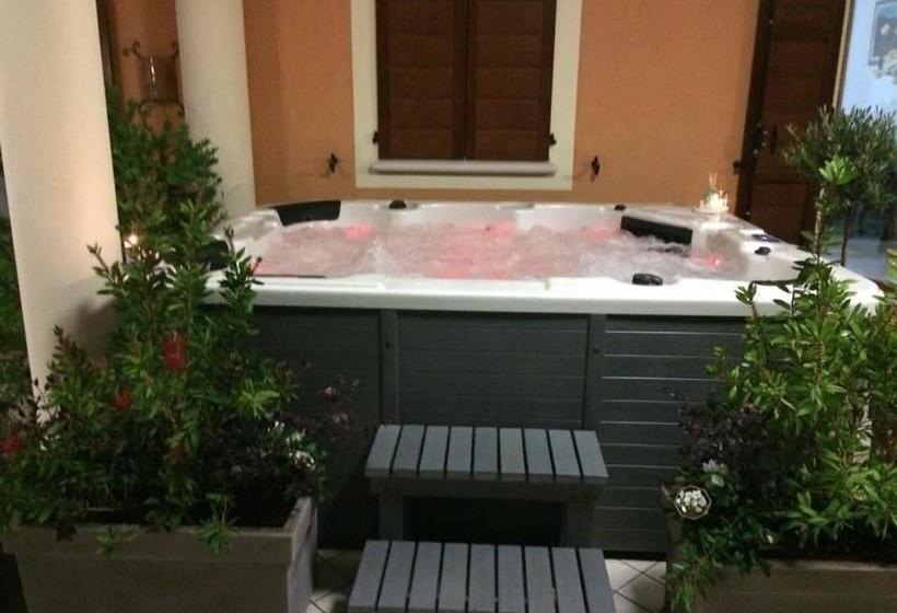 Residence Villa Degli Ulivi