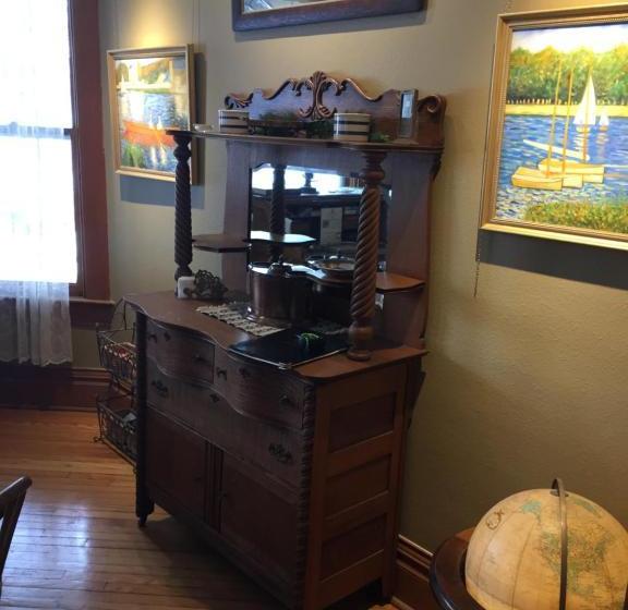 הוסטל Burford House Suites