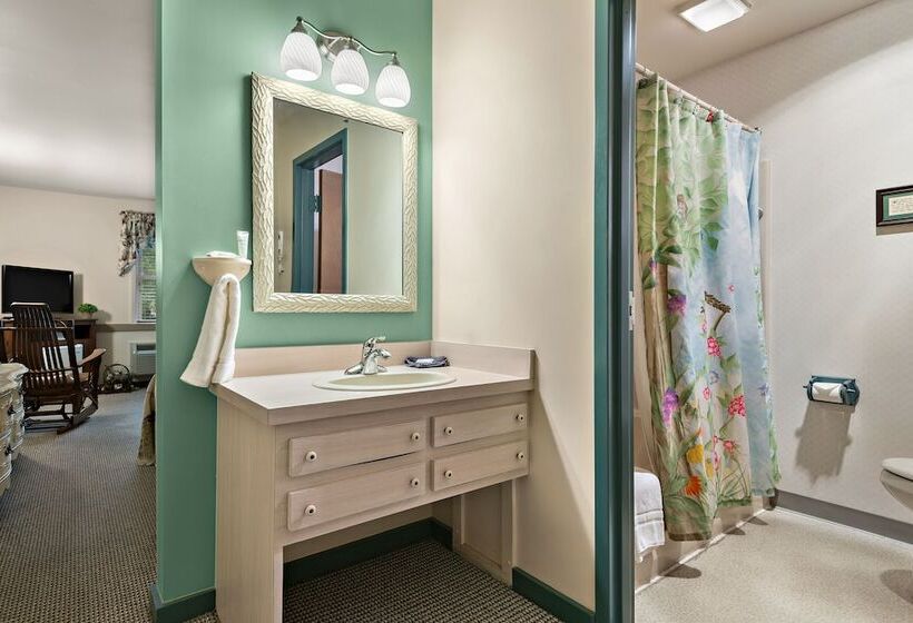 Общежитие Country Living Inn