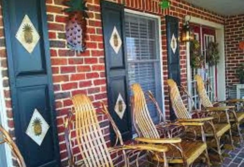 Общежитие Country Living Inn