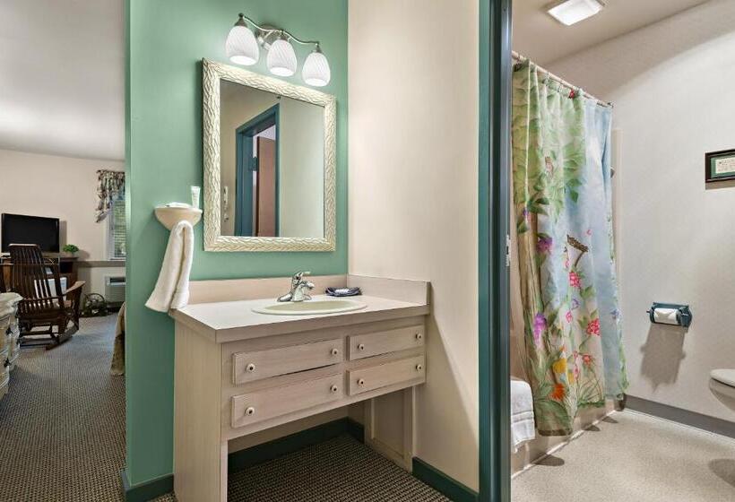 Общежитие Country Living Inn