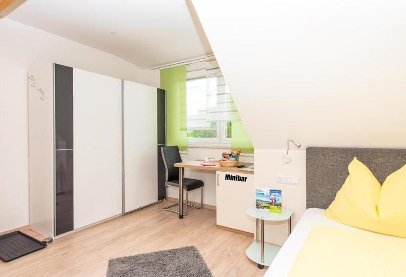 צימר Ferienwohnungen Und Zimmer Yassi