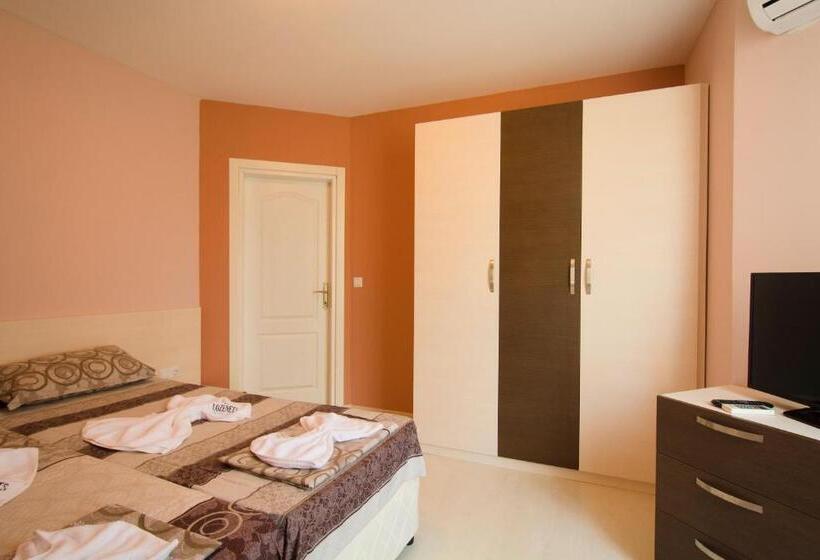 Holiday Village Lozenets