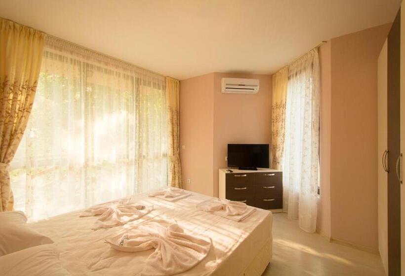 Holiday Village Lozenets