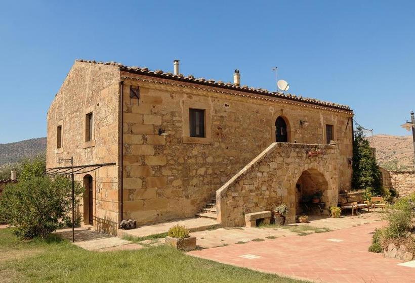 ホテル Le Querce Di Cota