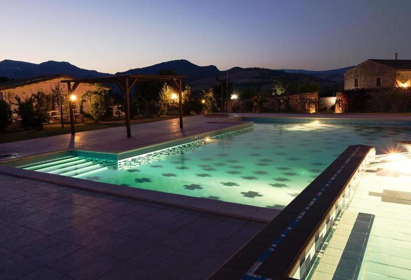 ホテル Le Querce Di Cota