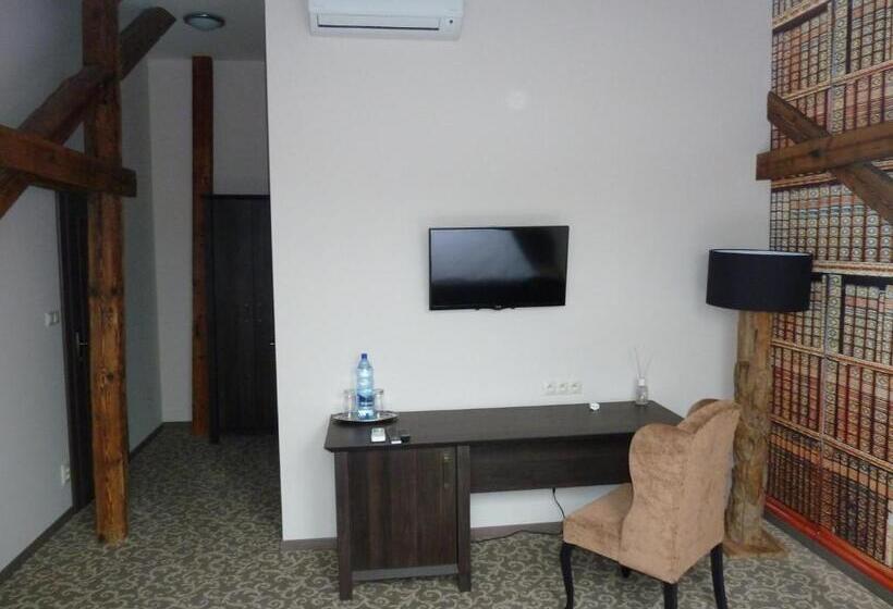 ペンション Apartmány Na Bašte