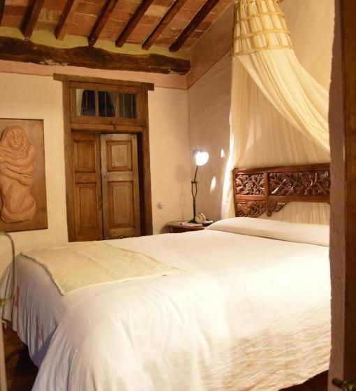 بنسيون Casa Antica