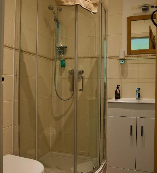 Пансион Ewich House B&b