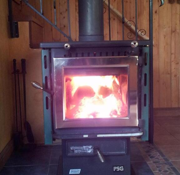 펜션 Grangette Entre Chiens Et Loups