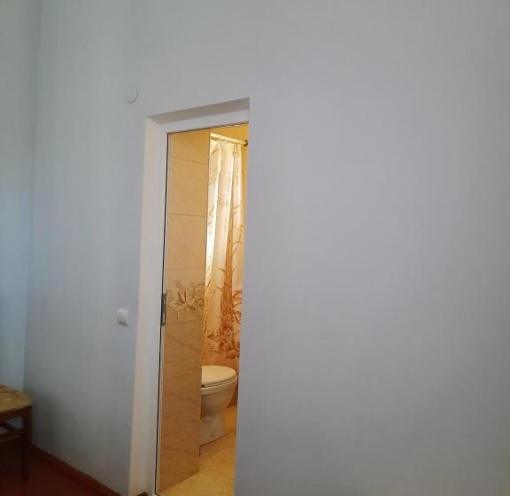 膳宿费 Happy House