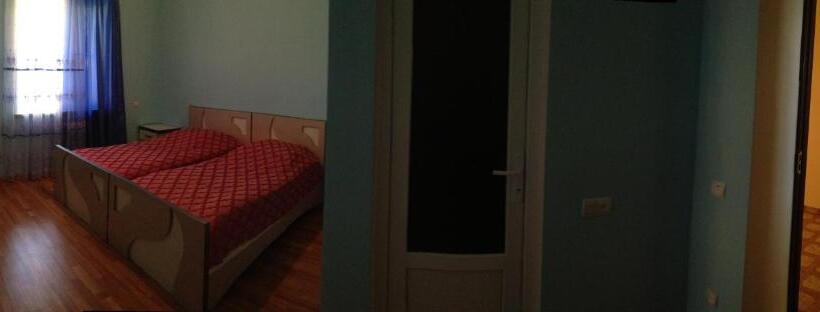 膳宿费 Happy House