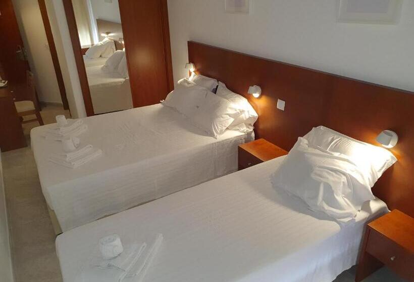 פנסיון Hospedaria Buganvilia Alvor