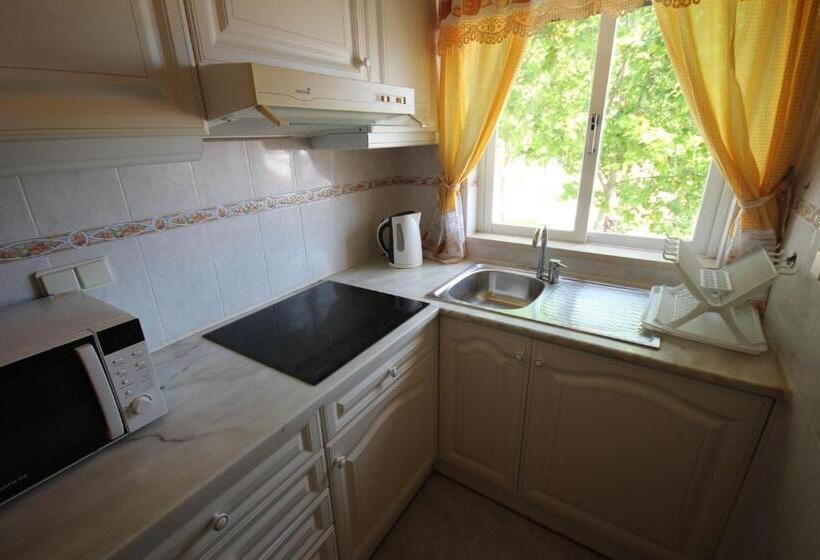 פנסיון Hospedaria Buganvilia Alvor