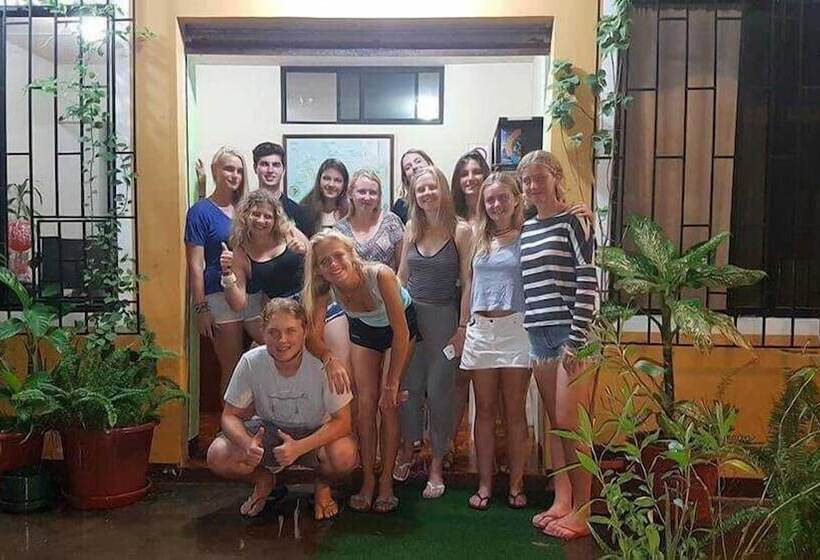 פנסיון Hostal Casa Cascada