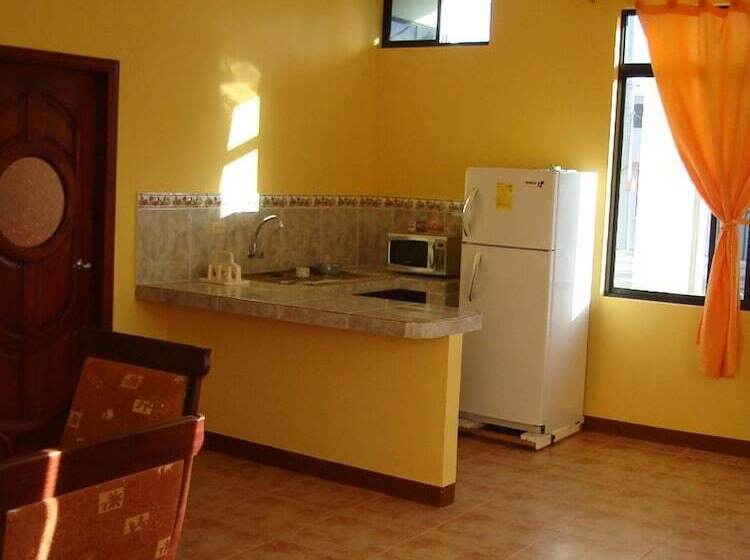 פנסיון Hostal Casa Cascada