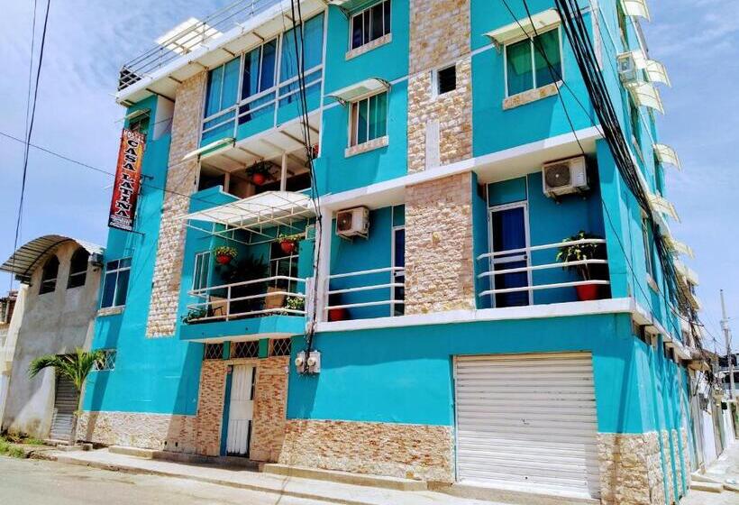 פנסיון Hostal Casa Latina