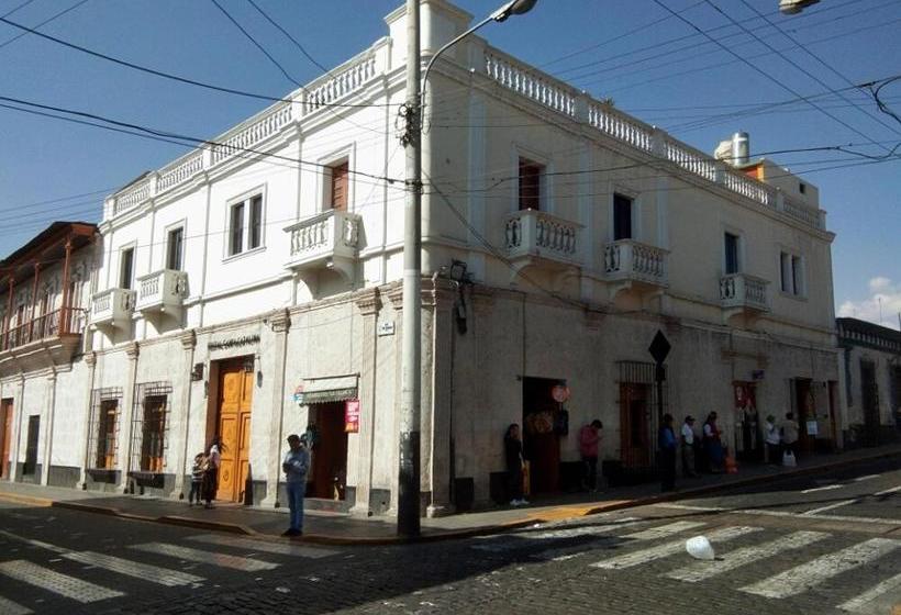 Пансион Hostal Santa Catalina