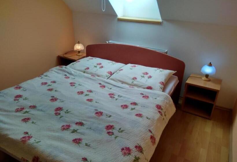 پانسیون Penzion Rosnicka Liesek