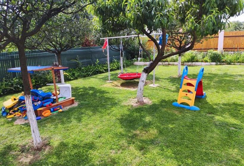 ペンション Podgoria Guesthouse  Camere De închiriat