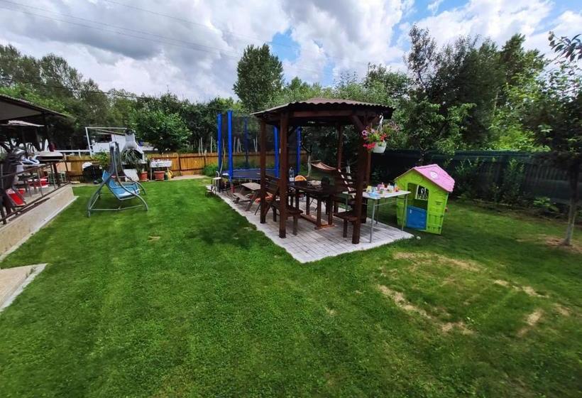 ペンション Podgoria Guesthouse  Camere De închiriat