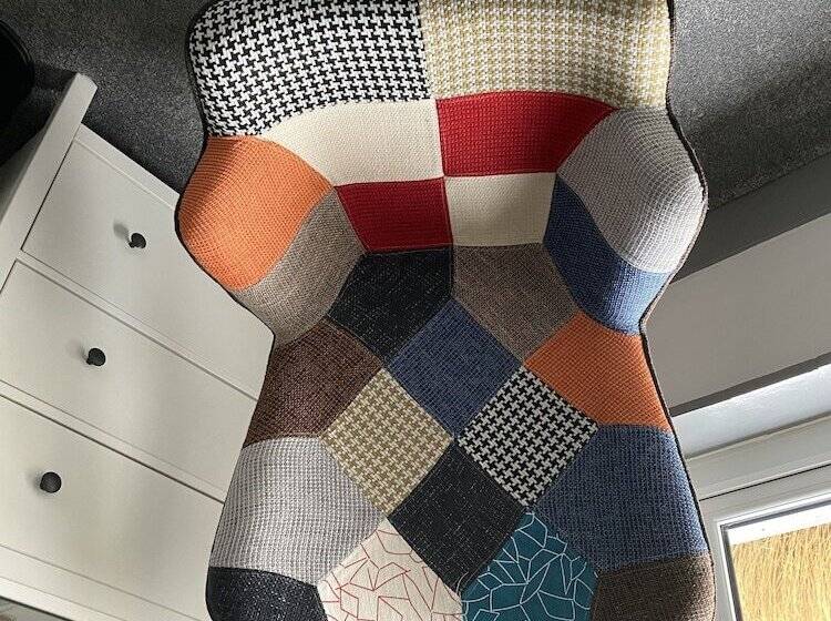 بنسيون Waterside Guesthouse