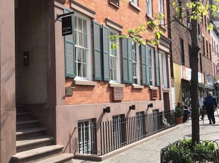 هاستل Incentra Village