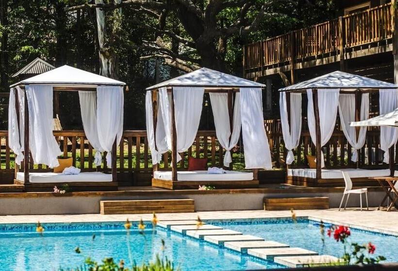 Blackstone Apart Boutique