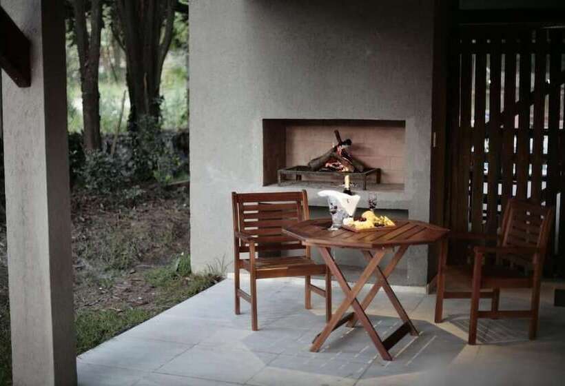 Blackstone Apart Boutique