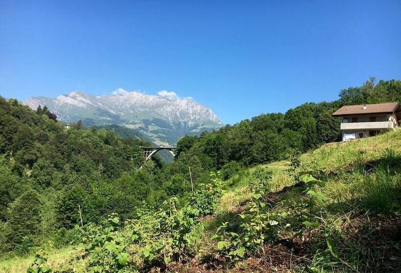 ホテル Agriturismo Cascina Cornella