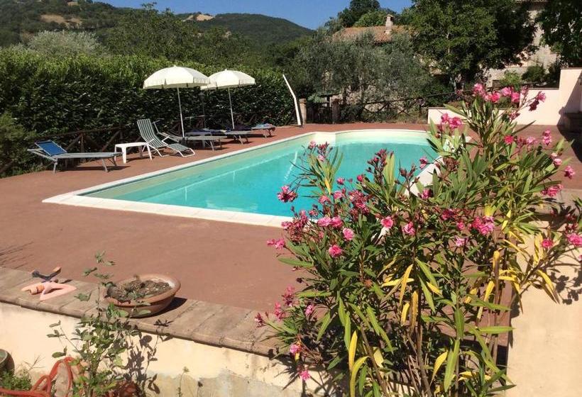 בית מלון כפרי Agriturismo La Quercia Gentile