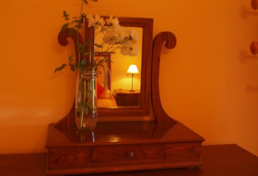 בית מלון כפרי Agriturismo La Quercia Gentile