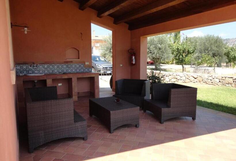 ホテル Agriturismo La Taverna